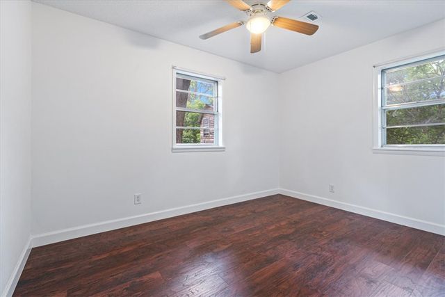 505 3rd Avenue, Gravette, AR 72736