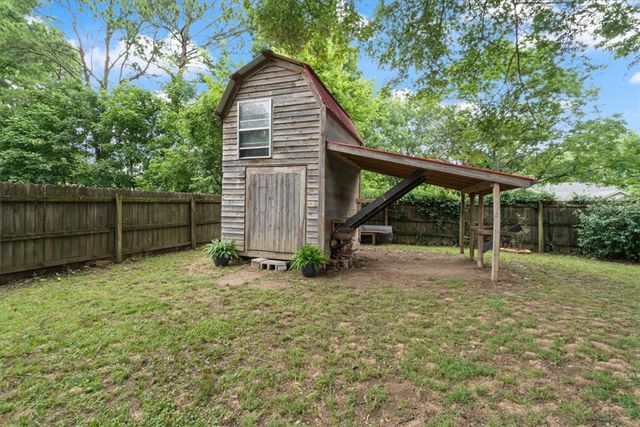 505 3rd Avenue, Gravette, AR 72736