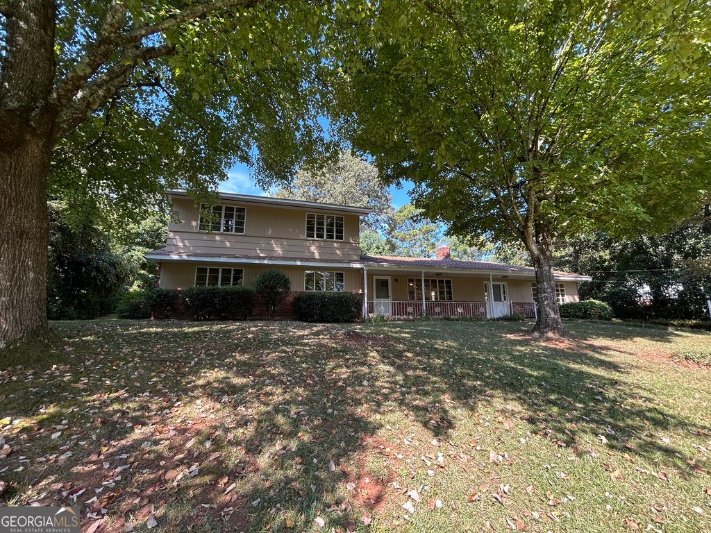 609 Cherokee Road, Lagrange, GA 30240