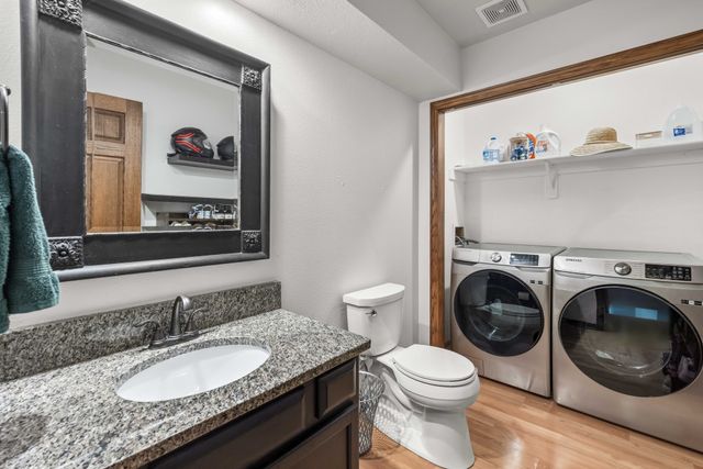 4815 Wistful Vista Drive, West Des Moines, IA 50265