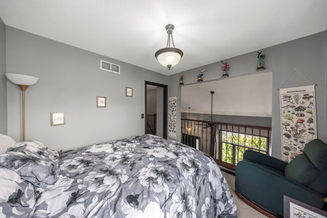 4815 Wistful Vista Drive, West Des Moines, IA 50265