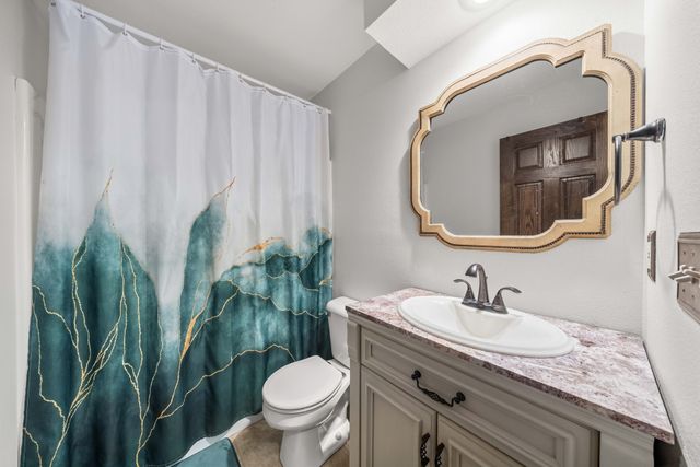 4815 Wistful Vista Drive, West Des Moines, IA 50265