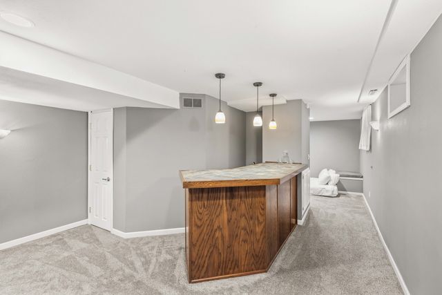 4815 Wistful Vista Drive, West Des Moines, IA 50265
