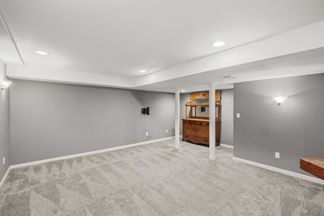 4815 Wistful Vista Drive, West Des Moines, IA 50265