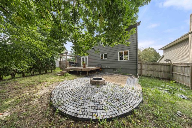4815 Wistful Vista Drive, West Des Moines, IA 50265