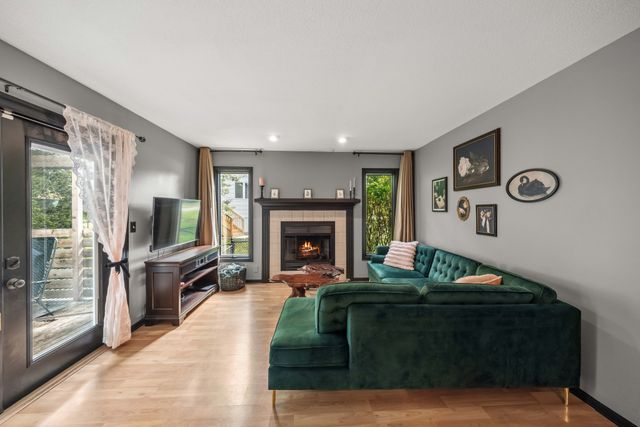 4815 Wistful Vista Drive, West Des Moines, IA 50265