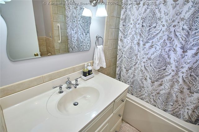 1501 Brentwood Road, Charleston, WV 25314
