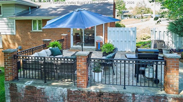 1501 Brentwood Road, Charleston, WV 25314