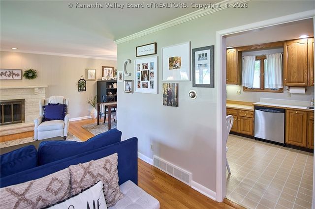 1501 Brentwood Road, Charleston, WV 25314