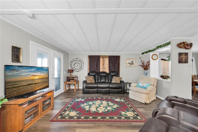 1934 BLUE LAKE DRIVE, Lakeland, FL 33801