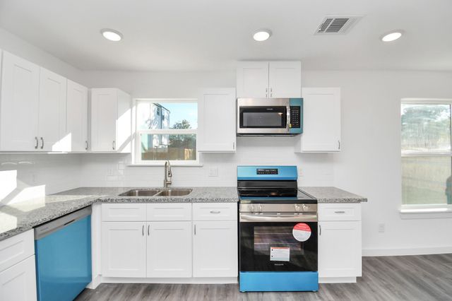 6317 Sandra Street, Houston, TX 77028