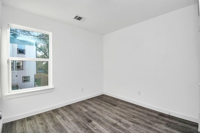 6317 Sandra Street, Houston, TX 77028
