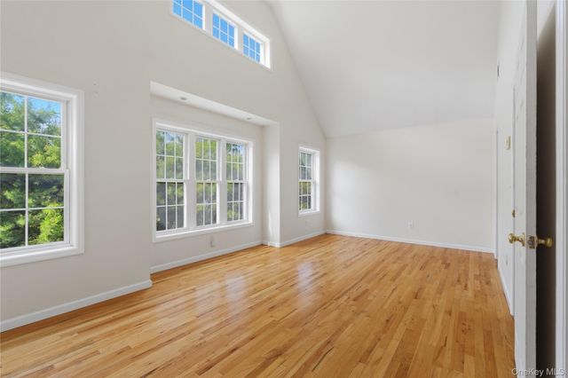 83 Kings Highway 7, New Rochelle, NY 10801