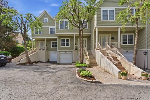 83 Kings Highway 7, New Rochelle, NY 10801