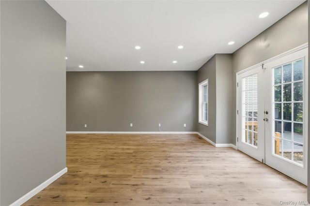 83 Kings Highway 7, New Rochelle, NY 10801