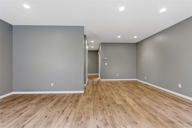 83 Kings Highway 7, New Rochelle, NY 10801