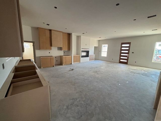 16 Avondale Road, Cabot, AR 72023