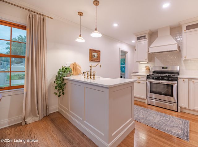 5613 W Southland Blvd, Louisville, KY 40214