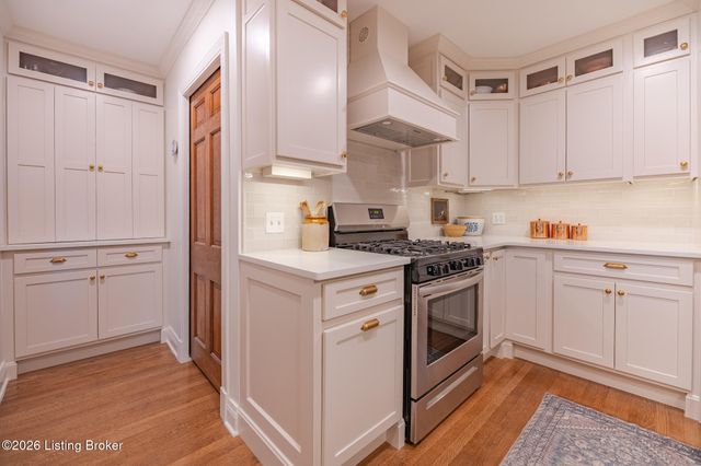 5613 W Southland Blvd, Louisville, KY 40214