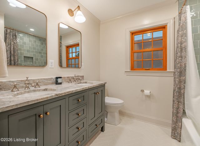 5613 W Southland Blvd, Louisville, KY 40214
