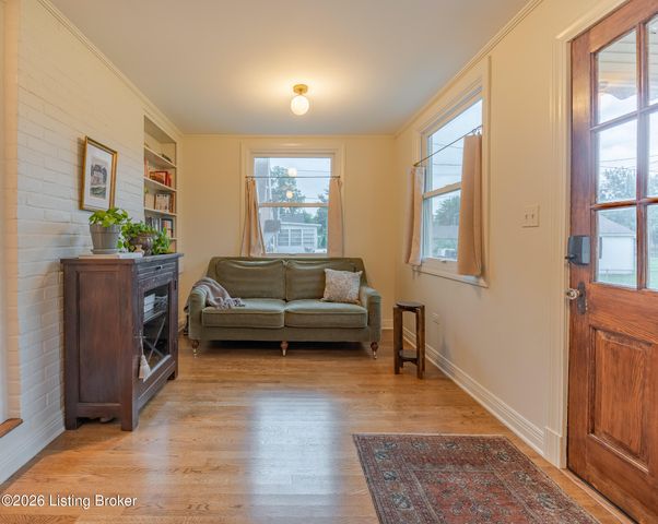 5613 W Southland Blvd, Louisville, KY 40214