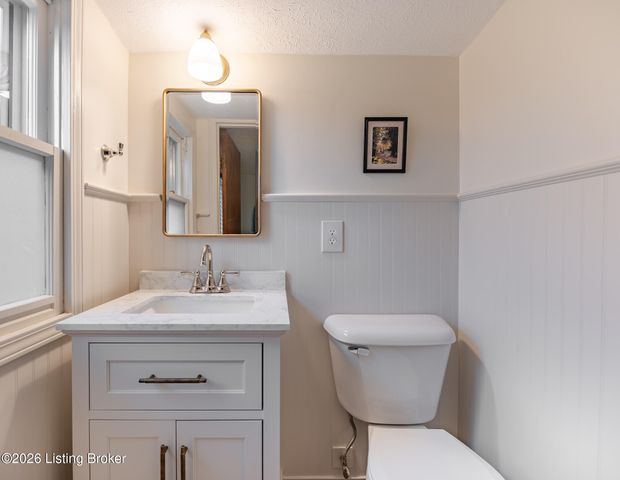 5613 W Southland Blvd, Louisville, KY 40214