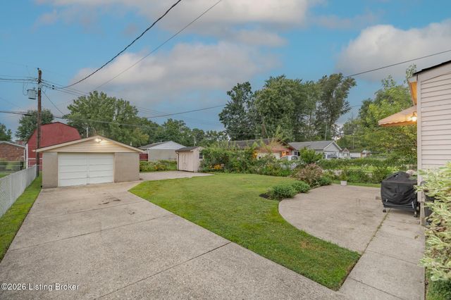 5613 W Southland Blvd, Louisville, KY 40214