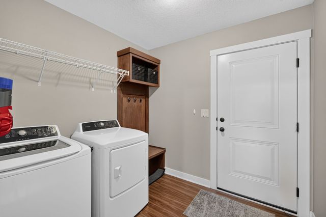 1913 NE Cypress Circle, Grimes, IA 50111