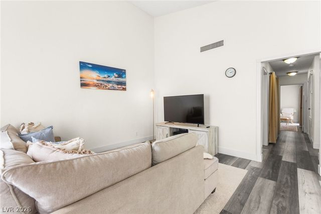 5581 Orchard Lane 150, Las Vegas, NV 89110
