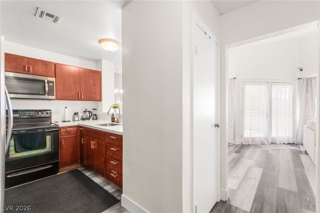 5581 Orchard Lane 150, Las Vegas, NV 89110
