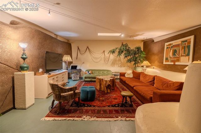 17160 Goshawk Road, Colorado Springs, CO 80908