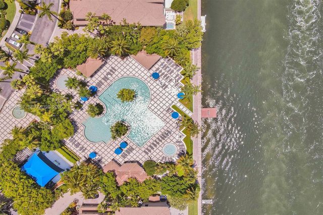 21050 Point Place 3104, Aventura, FL 33180