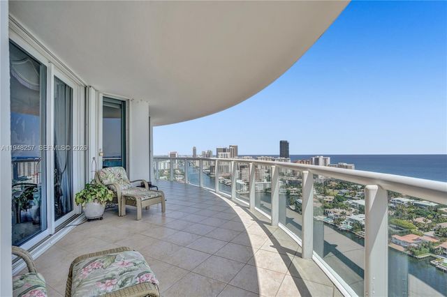 21050 Point Place 3104, Aventura, FL 33180