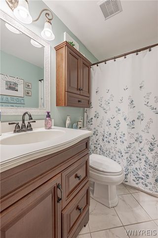 604 Wurlitzer Drive, North Tonawanda, NY 14120