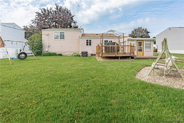 604 Wurlitzer Drive, North Tonawanda, NY 14120