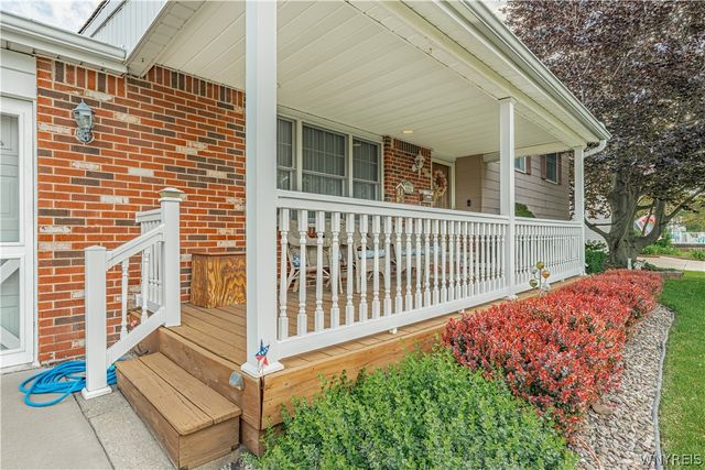 604 Wurlitzer Drive, North Tonawanda, NY 14120