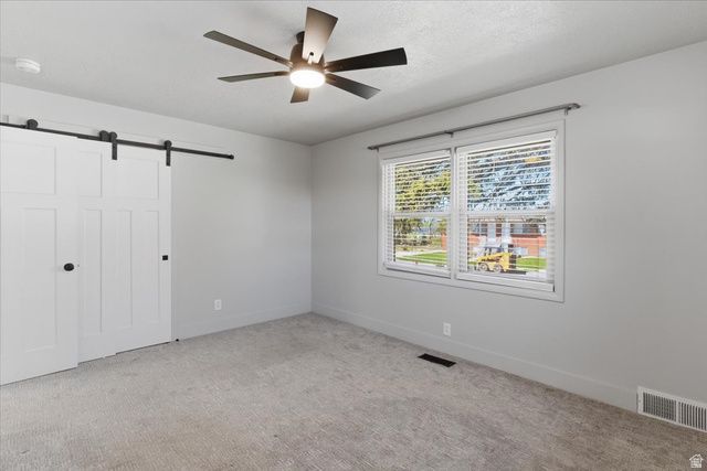 5564 S 2425 W, Roy, UT 84067