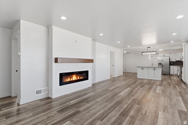 5564 S 2425 W, Roy, UT 84067