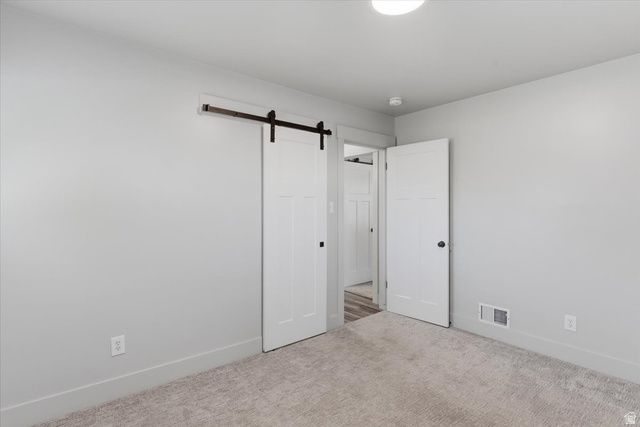 5564 S 2425 W, Roy, UT 84067
