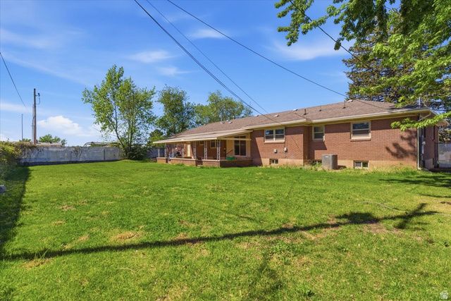 5564 S 2425 W, Roy, UT 84067