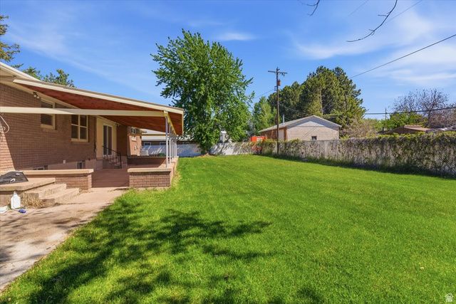 5564 S 2425 W, Roy, UT 84067