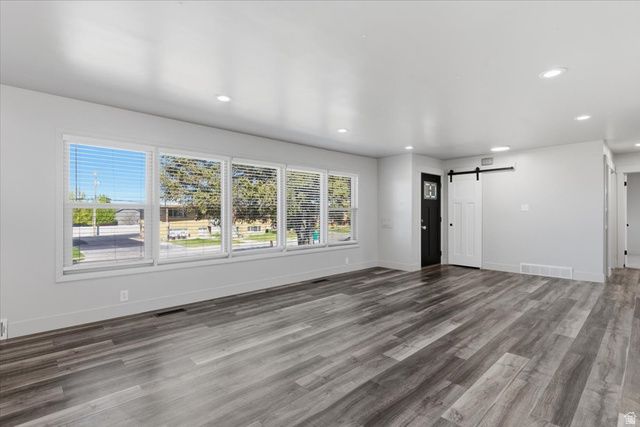 5564 S 2425 W, Roy, UT 84067