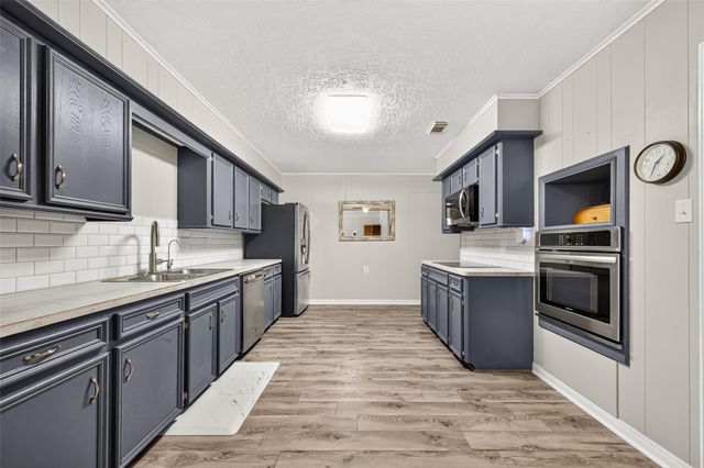 4930 Pleasure Lake Lane, Willis, TX 77318