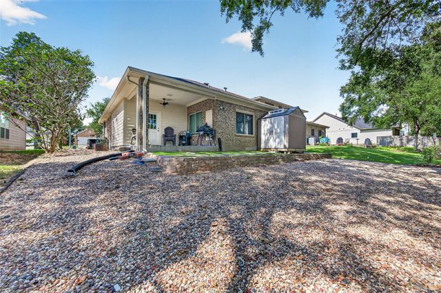 4930 Pleasure Lake Lane, Willis, TX 77318