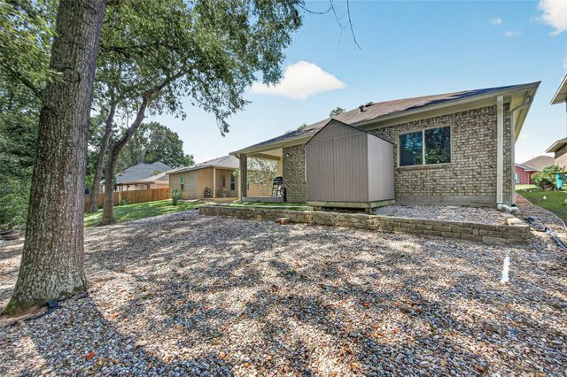 4930 Pleasure Lake Lane, Willis, TX 77318
