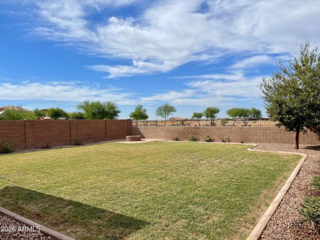 7826 S Peppertree Drive, Gilbert, AZ 85298