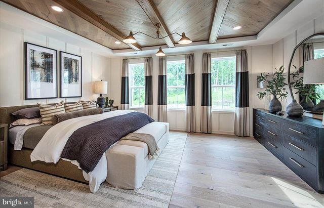 58 GRAYSON LN, Downingtown, PA 19335