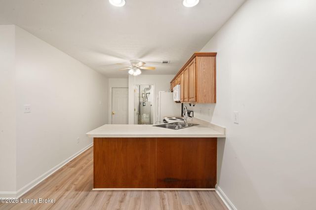 6200 Apple Cider Dr, Louisville, KY 40219