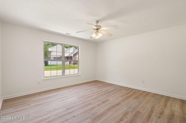6200 Apple Cider Dr, Louisville, KY 40219