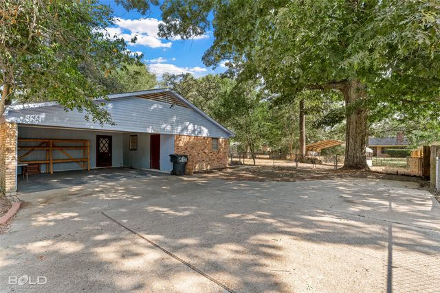 2136 Crabapple Drive, Shreveport, LA 71118